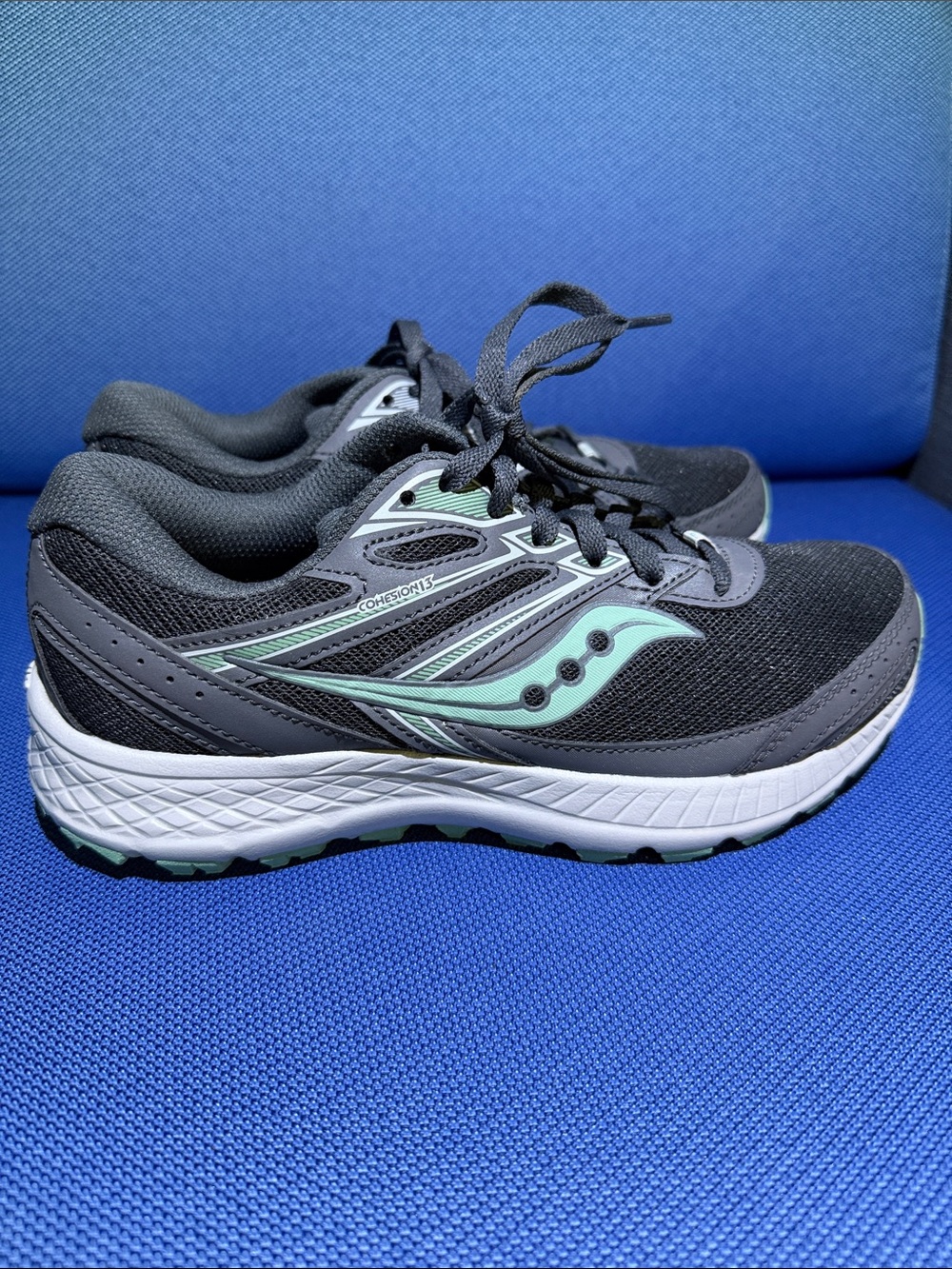 Saucony (Cohesion 13) Gray with Mint Accent- Running Shoe Womens size 7.5 wide